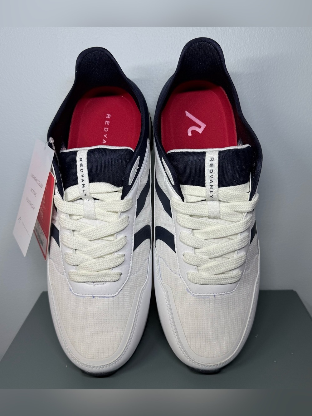 Redvanly Challenger Sneakers NWOB - Picture 2 of 8